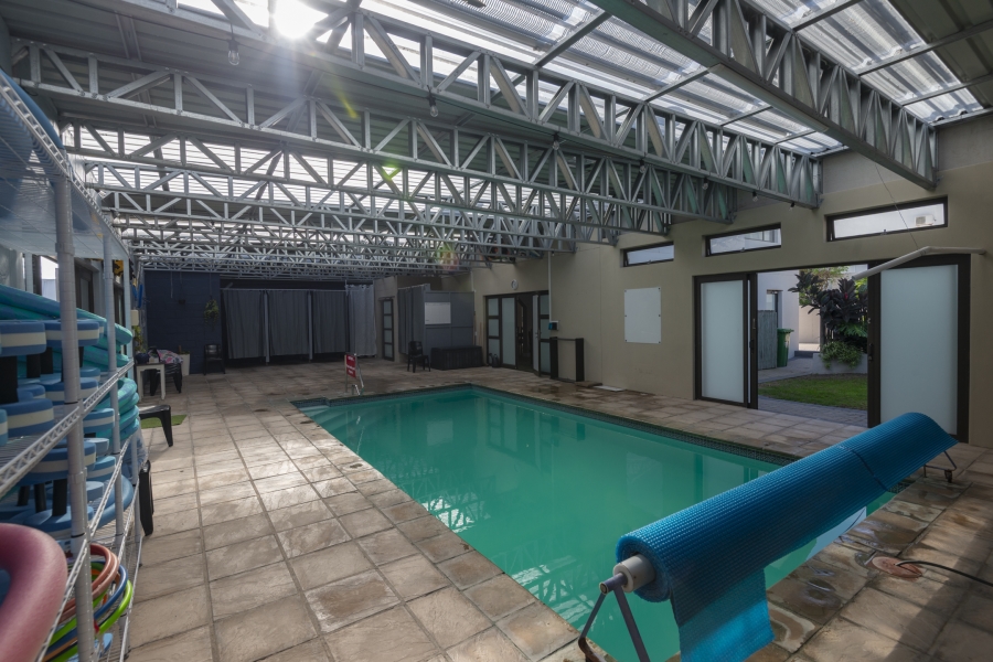 6 Bedroom Property for Sale in Myburgh Park Western Cape